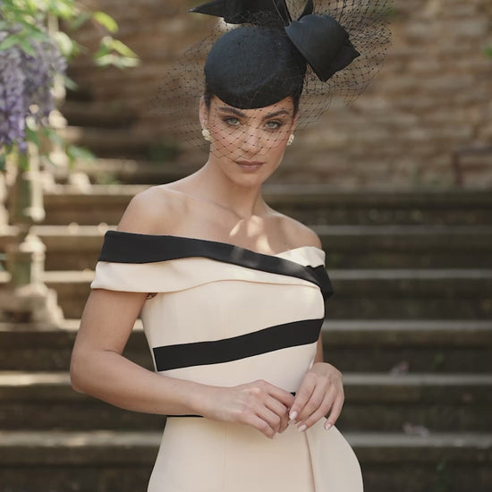 Veni Infantino 992735 Sand & Black Straight Dress